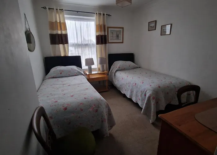 Avon Manor Guest House